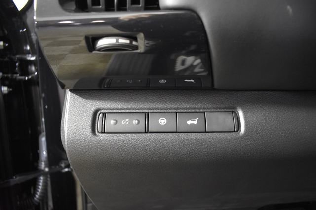 New 2026 Nissan Pathfinder SV AWD/4WD image 14