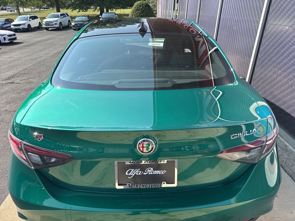 New 2025 Alfa Romeo Giulia AWD w/ Driving Assist Package image 7