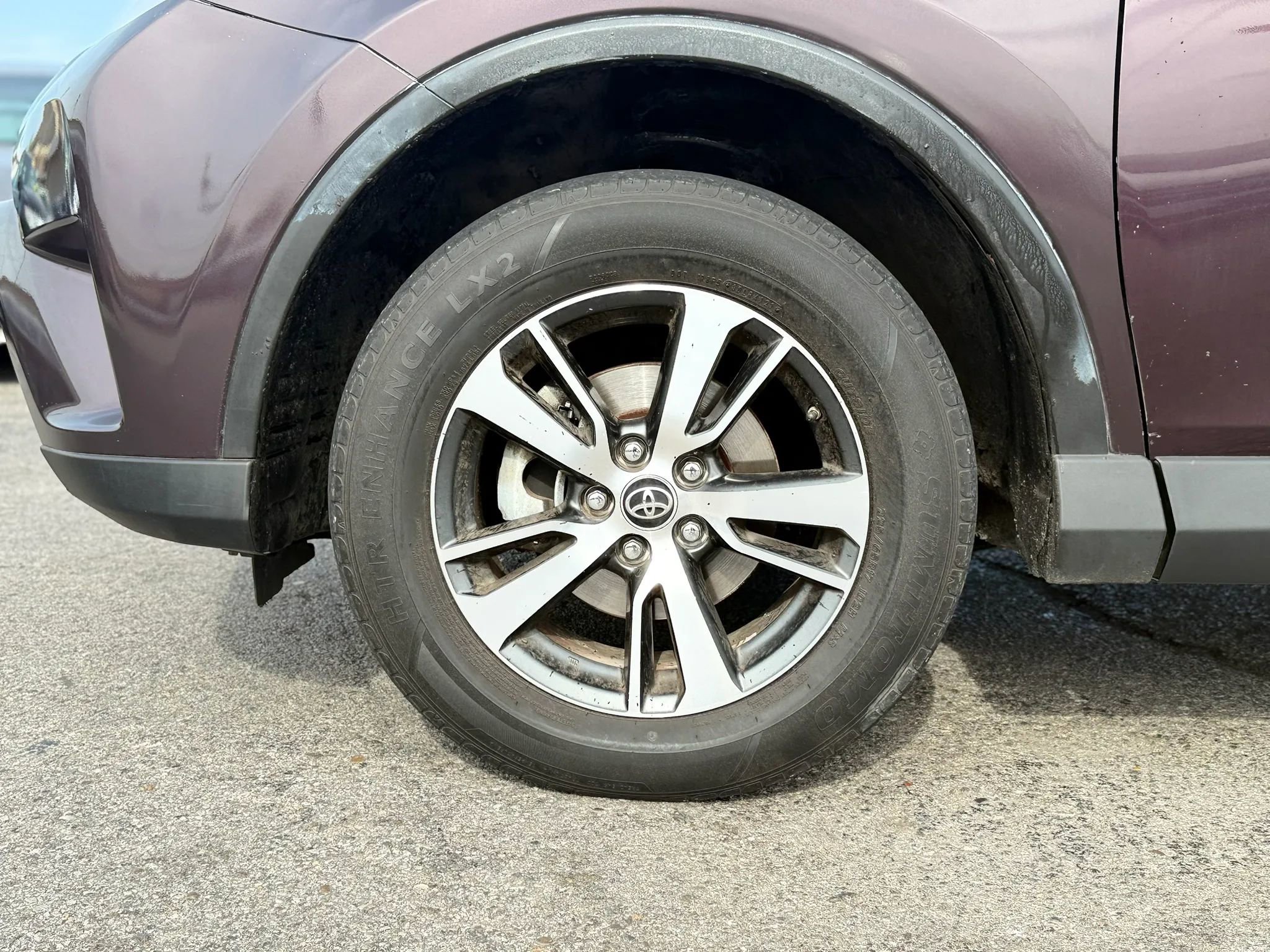 Used 2016 Toyota RAV4 XLE FWD image 41