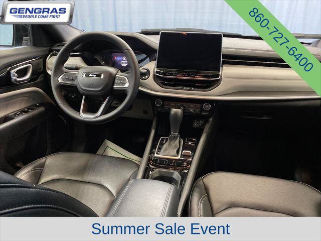 Certified 2025 Jeep Compass Limited AWD/4WD image 37