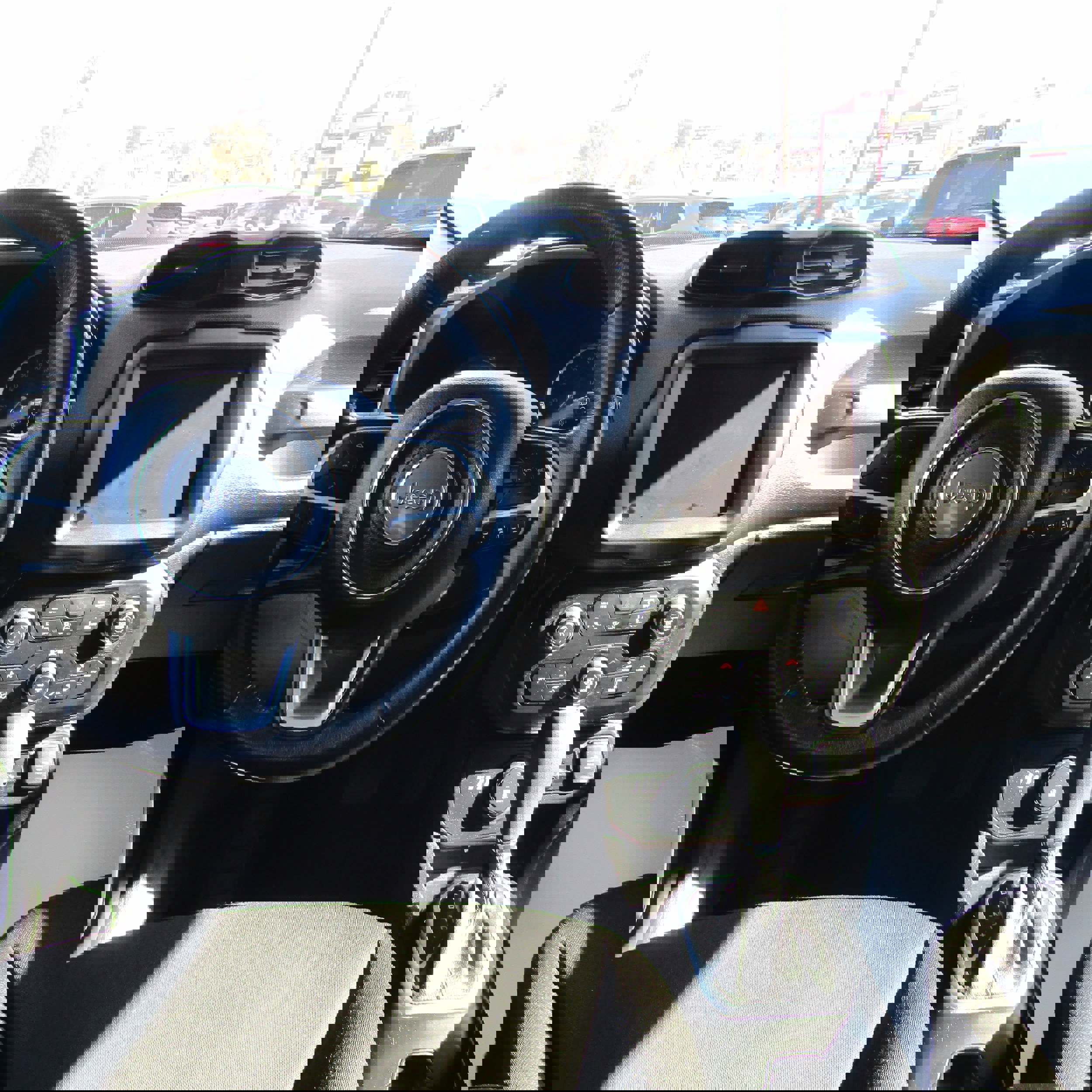 Used 2019 Jeep Renegade Latitude w/ UConnect 8.4 Nav Group image 12