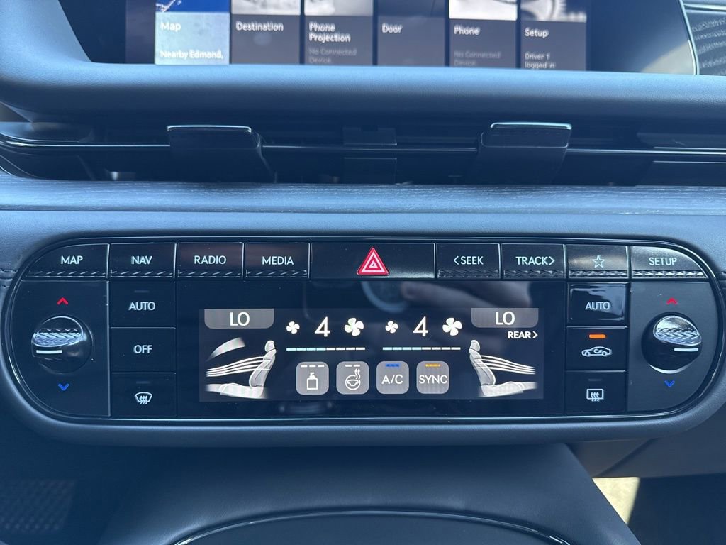 New 2026 Genesis G90 3.5T Prestige image 36