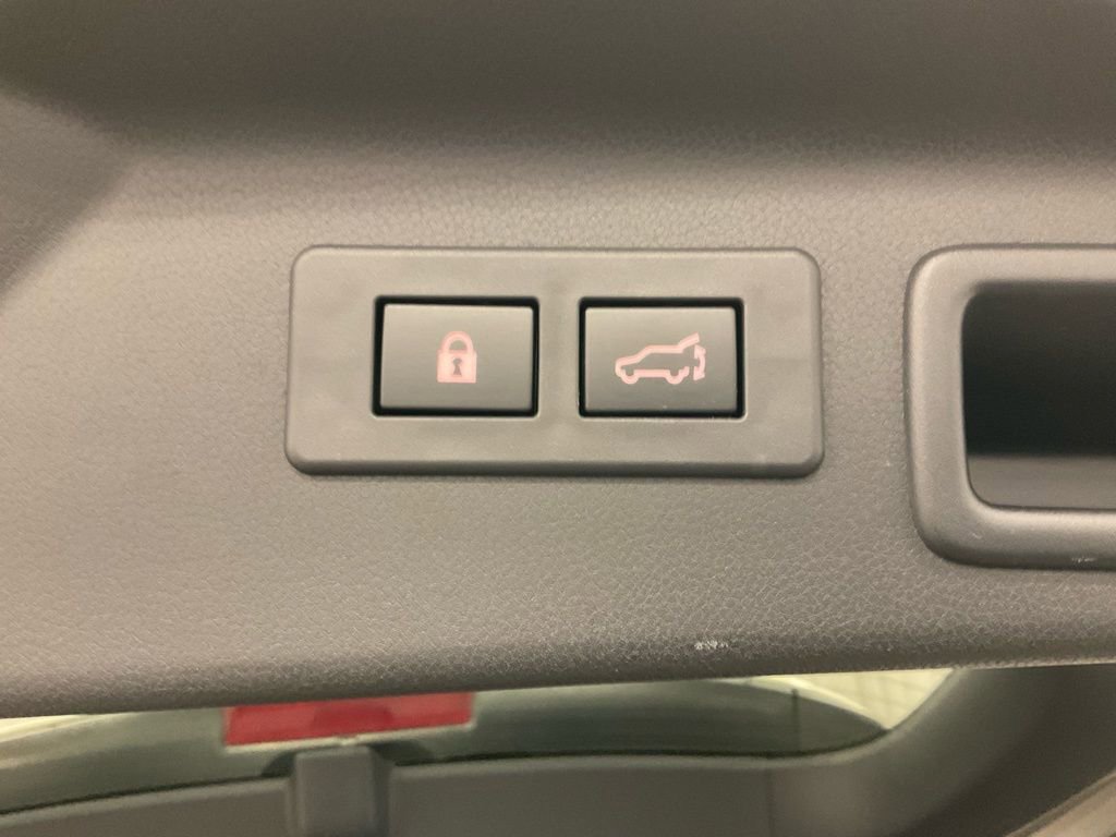 Used 2025 Subaru Forester Touring w/ Popular Package - Touring image 40