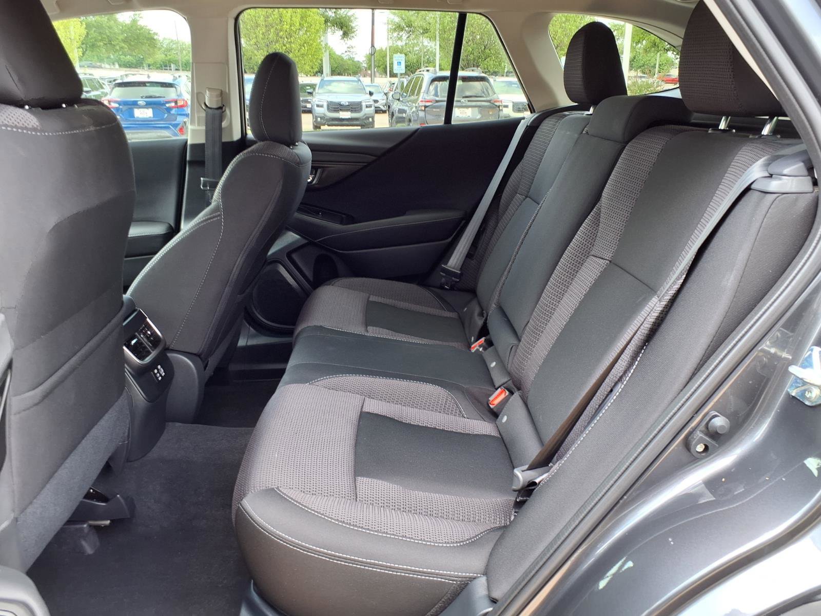 Certified 2025 Subaru Outback Premium w/ Popular Package #1A image 17