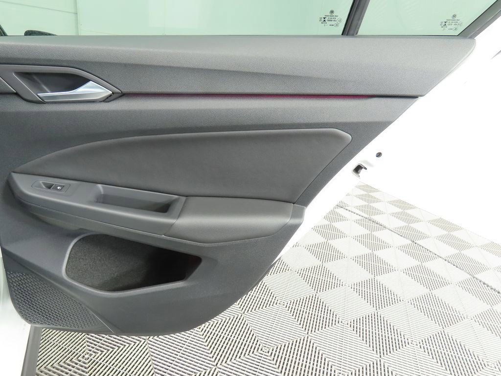 Used 2022 Volkswagen GTI Autobahn image 27
