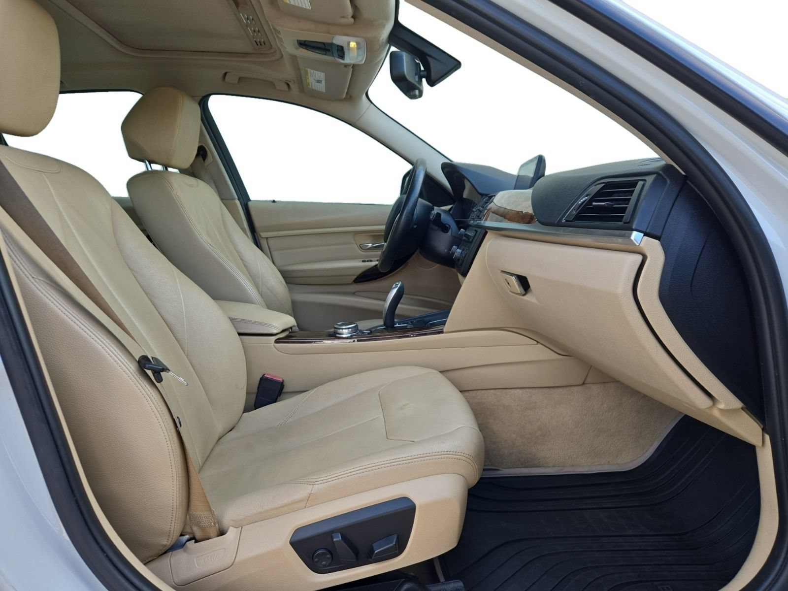 Used 2014 BMW 328i Sedan RWD image 23