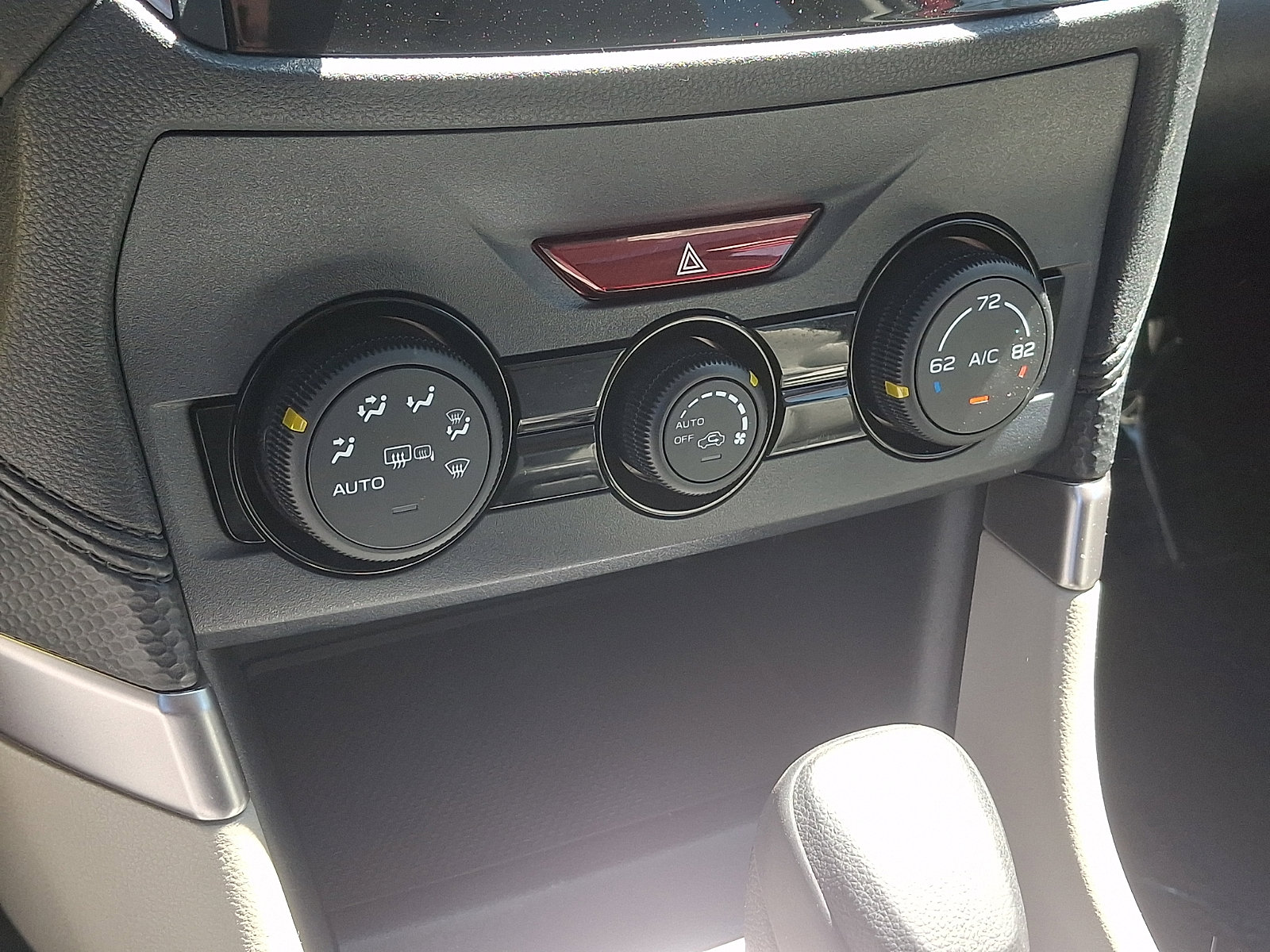 Used 2019 Subaru Forester Premium w/ All-Weather Package image 16