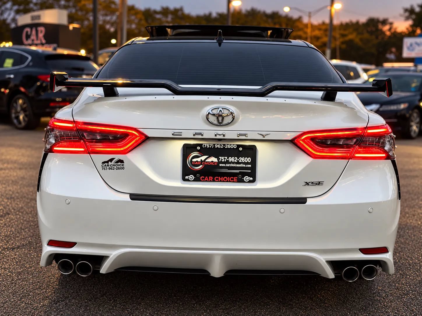 Used 2024 Toyota Camry XSE w/ Navigation Package FWD image 3