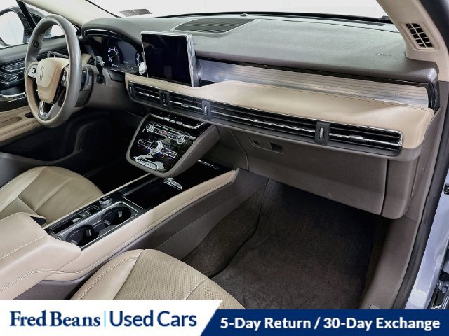 Certified 2022 Lincoln Corsair AWD w/ Equipment Group 101A image 37