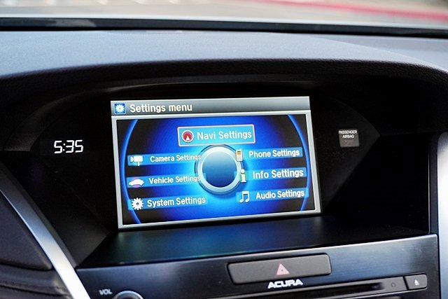 Used 2017 Acura RLX w/ Technology Package image 24