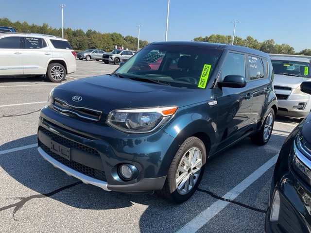 Used 2017 Kia Soul + w/ Audio Package FWD image 3