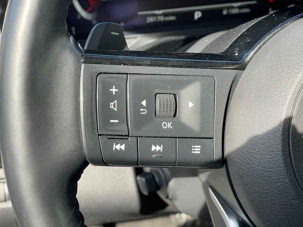 Certified 2023 Nissan Pathfinder Platinum w/ Cargo Package AWD/4WD image 19
