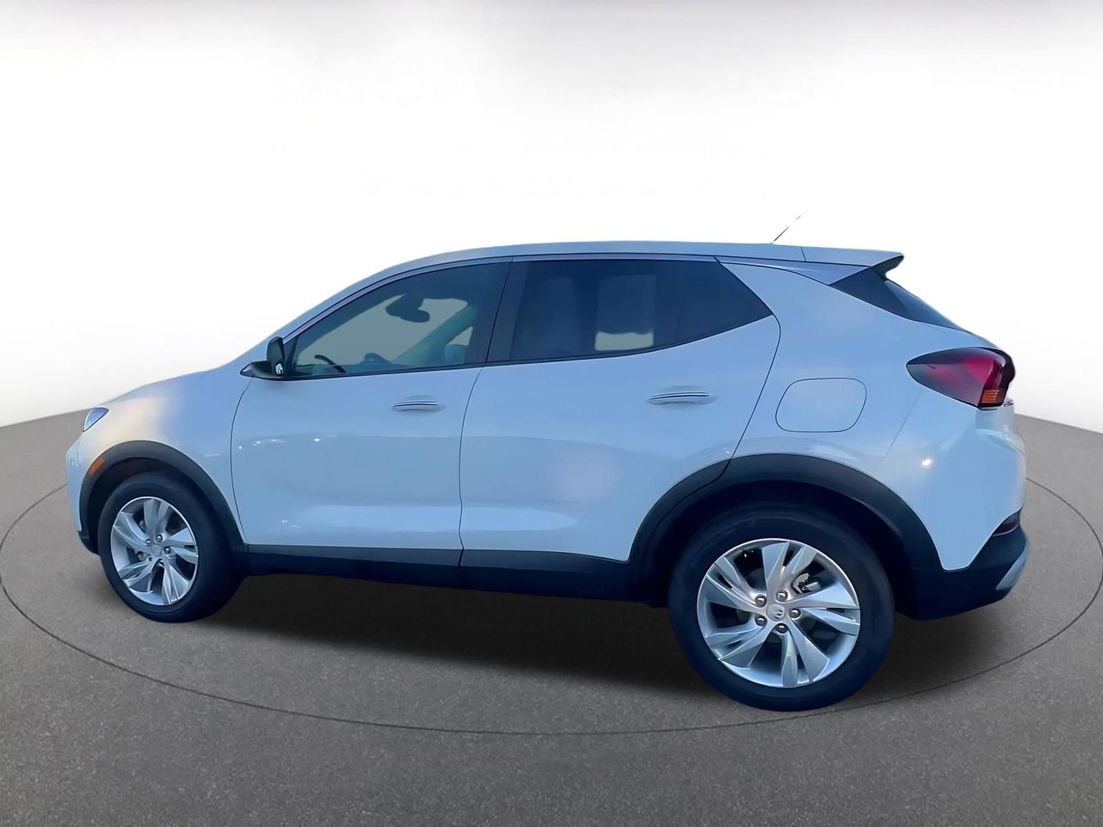 Used 2025 Buick Encore GX Preferred image 9