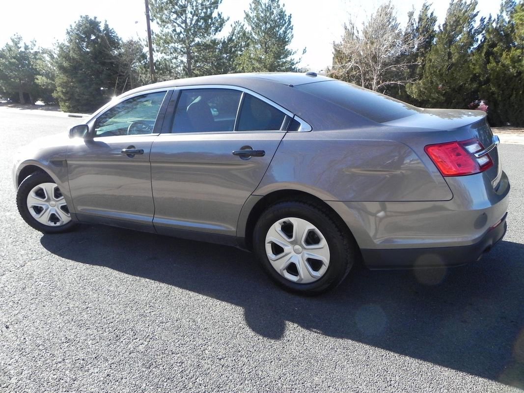 Used 2018 Ford Taurus Police Interceptor image 2