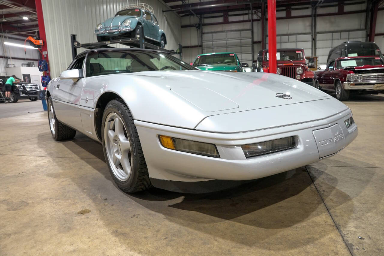 Used 1996 Chevrolet Corvette Convertible RWD image 26