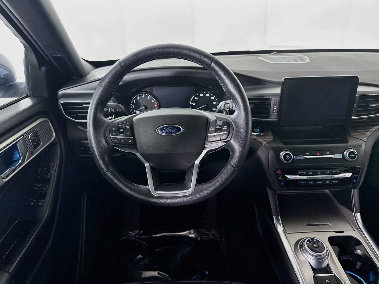 Used 2020 Ford Explorer Limited AWD/4WD image 22