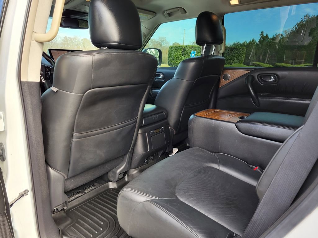 Used 2022 Nissan Armada SL w/ Captain's Chairs Package image 18