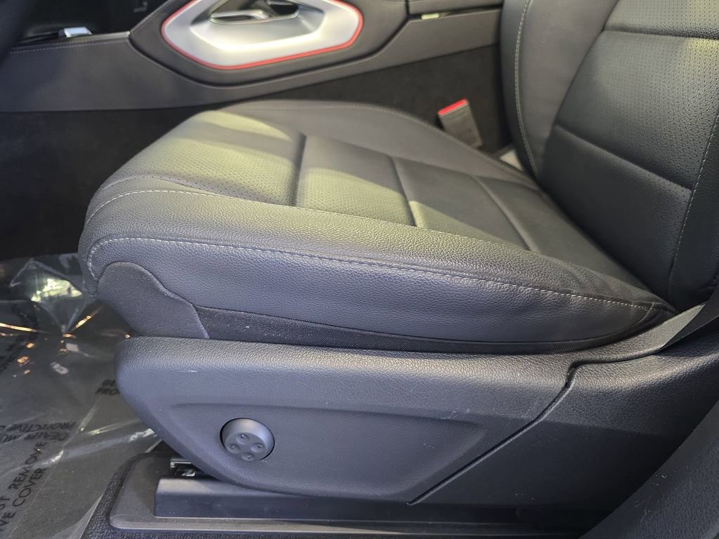 Certified 2024 Mercedes-Benz GLS 450 4MATIC image 31