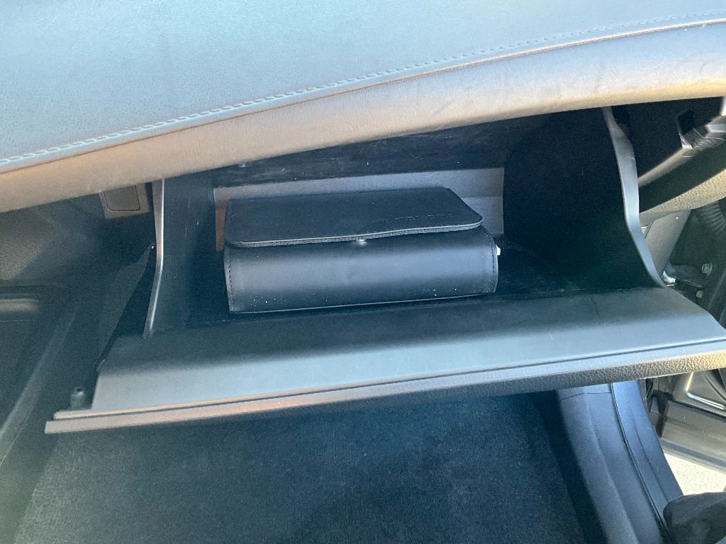 Used 2017 Toyota RAV4 LE image 24