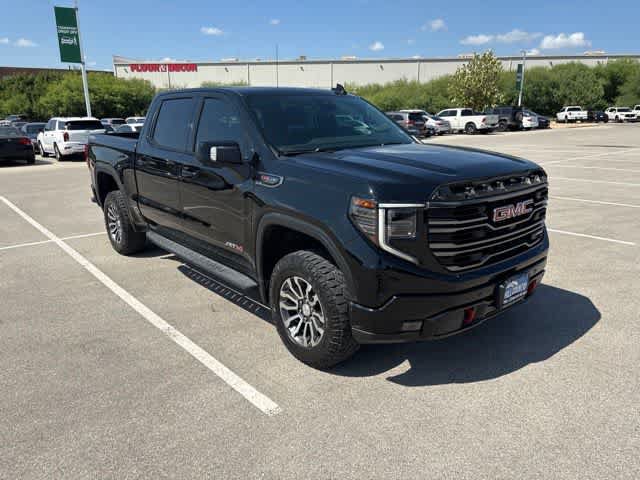 Used 2023 GMC Sierra 1500 AT4 w/ AT4 Premium Package AWD/4WD image 7