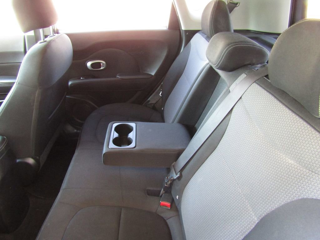 Used 2018 Kia Soul + image 24