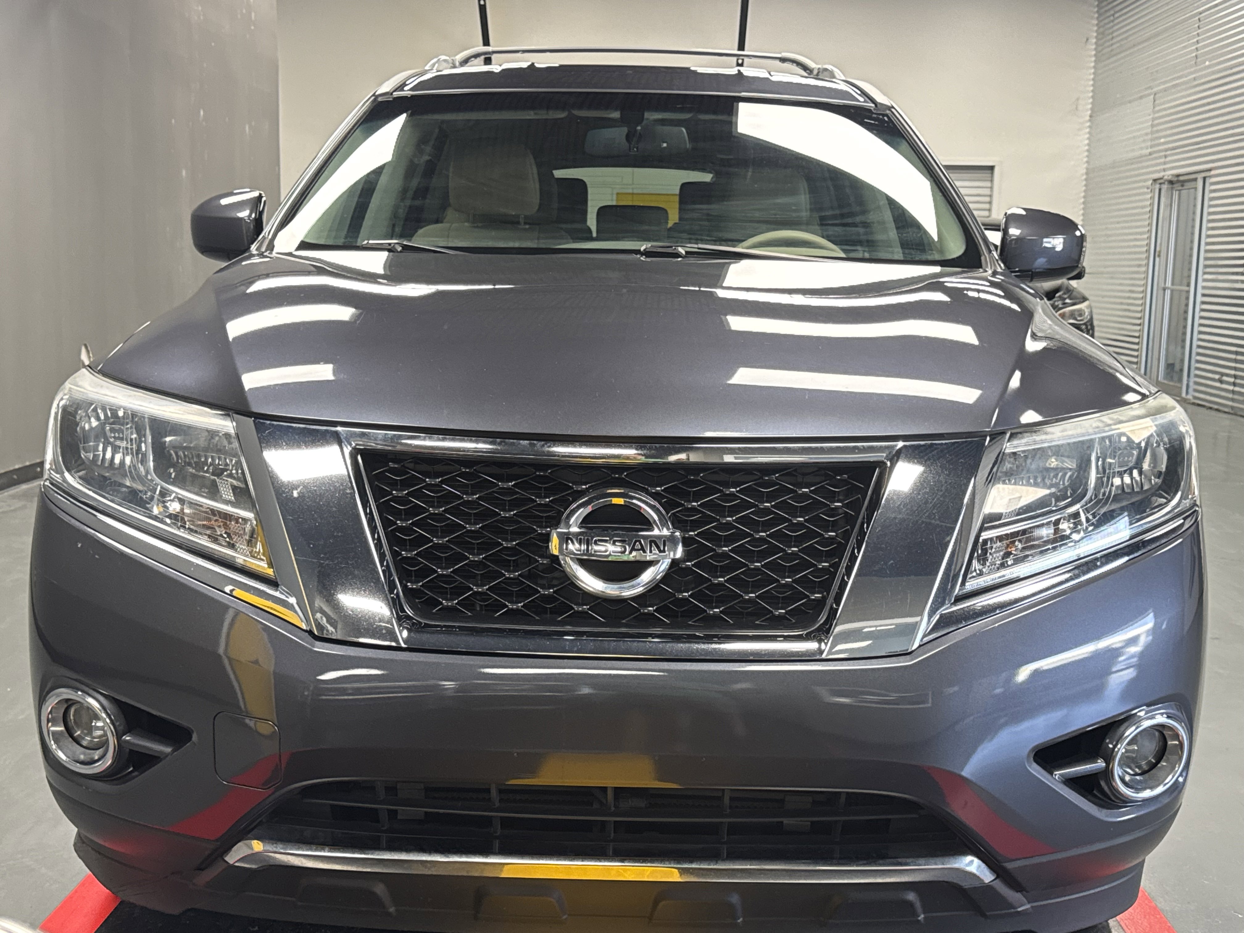 Used 2013 Nissan Pathfinder SL FWD image 8