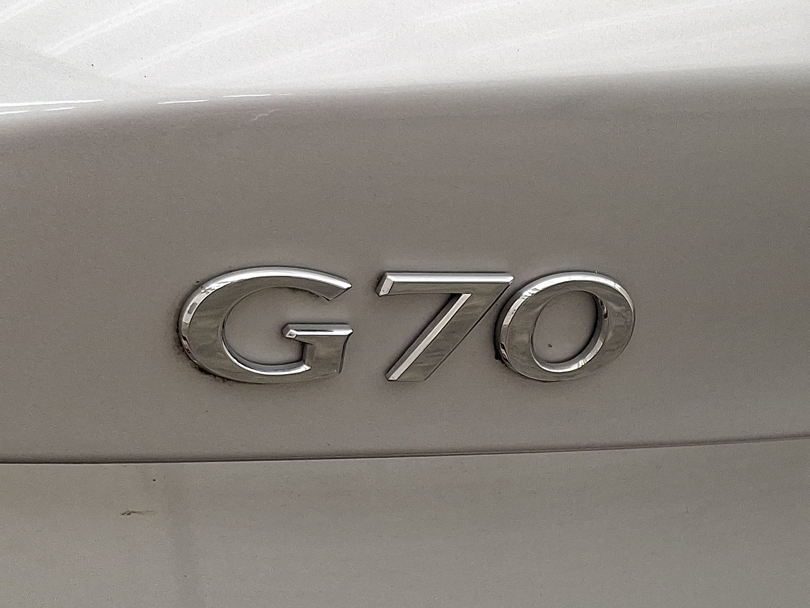 Used 2019 Genesis G70 2.0T Advanced RWD image 15