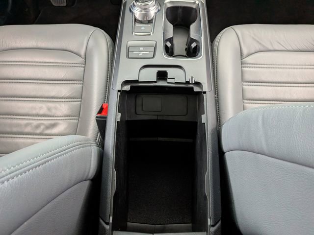 Used 2020 Ford Fusion SE image 33