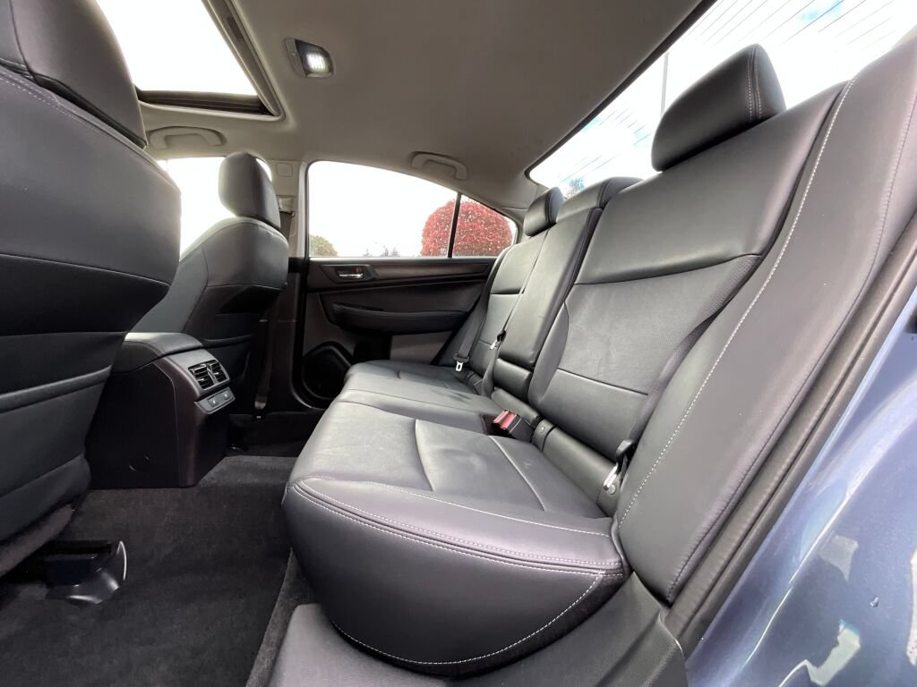 Used 2015 Subaru Legacy 3.6R Limited AWD/4WD image 11
