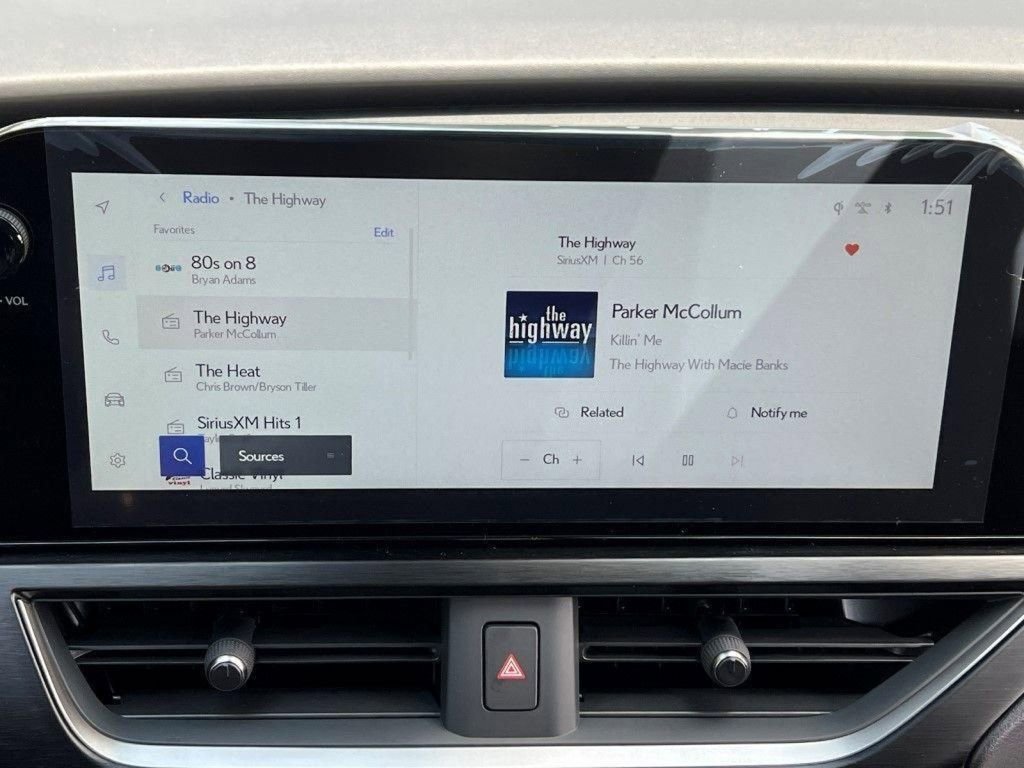 Certified 2025 Lexus UX 300h AWD image 18