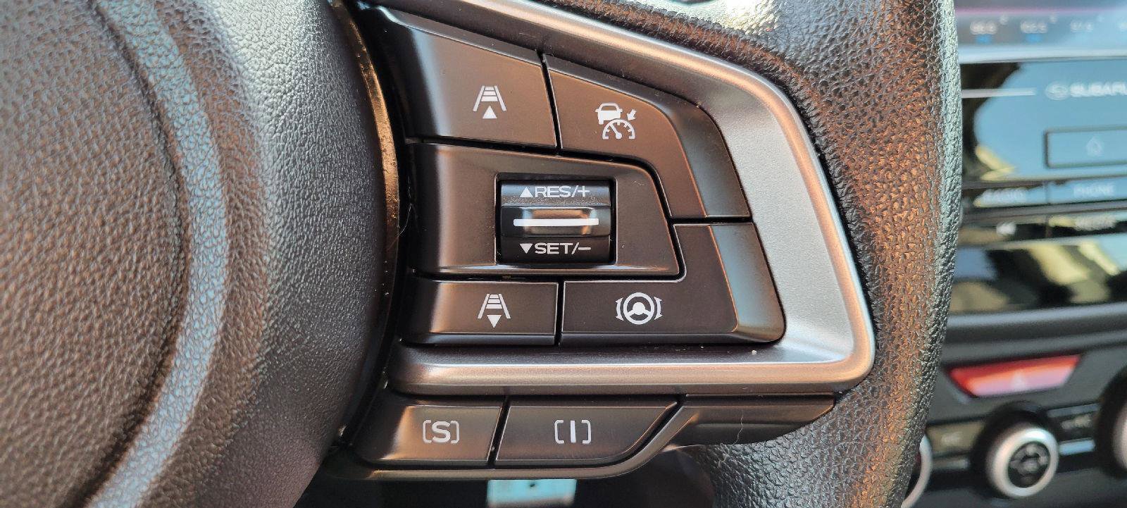 Used 2022 Subaru Crosstrek 2.0i image 17