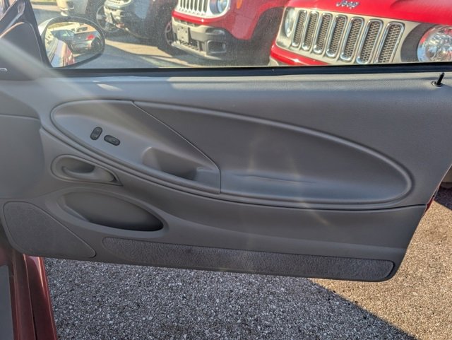 Used 1997 Ford Mustang Convertible image 16