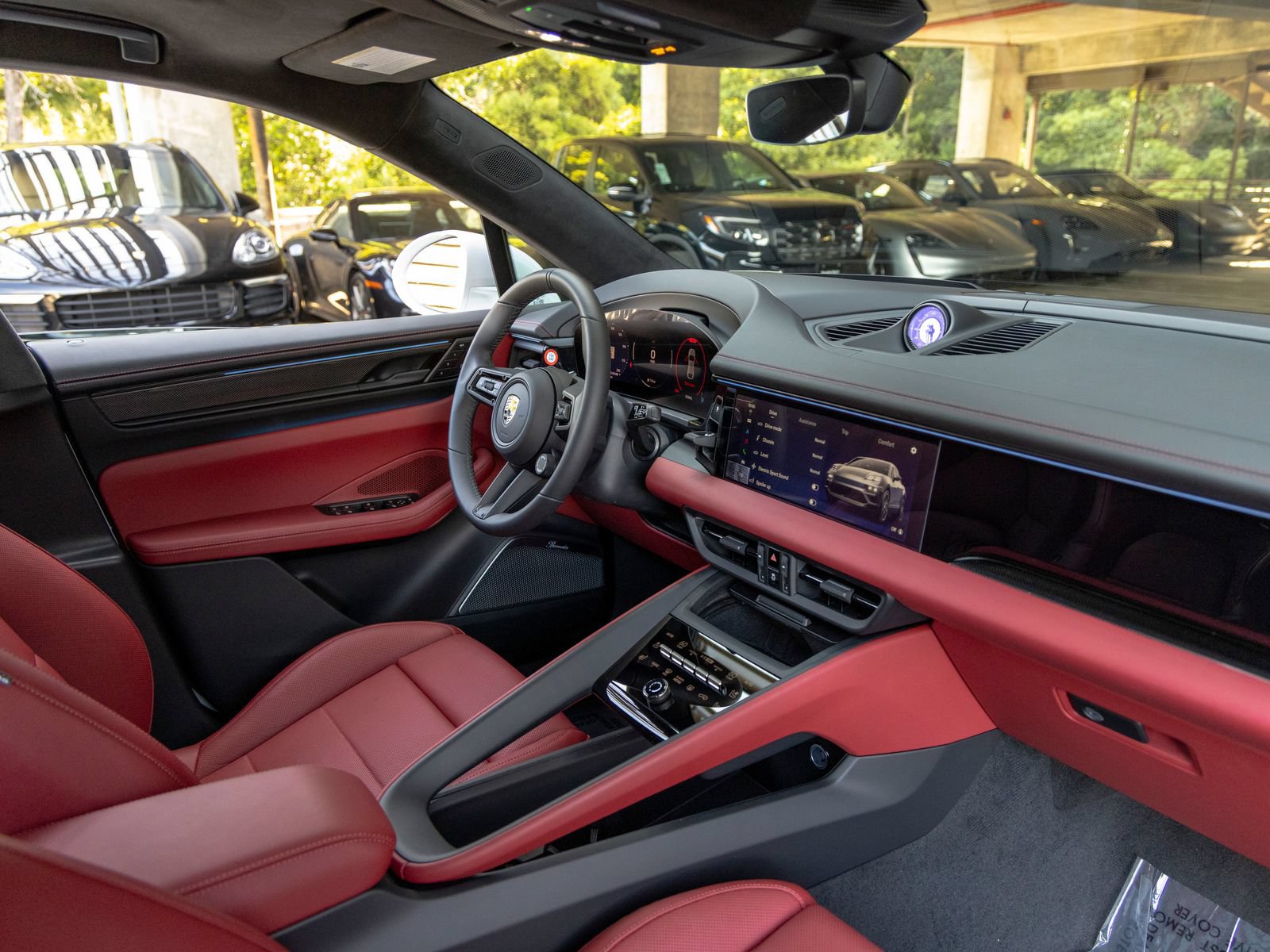 New 2025 Porsche Macan Turbo Electric AWD/4WD image 57