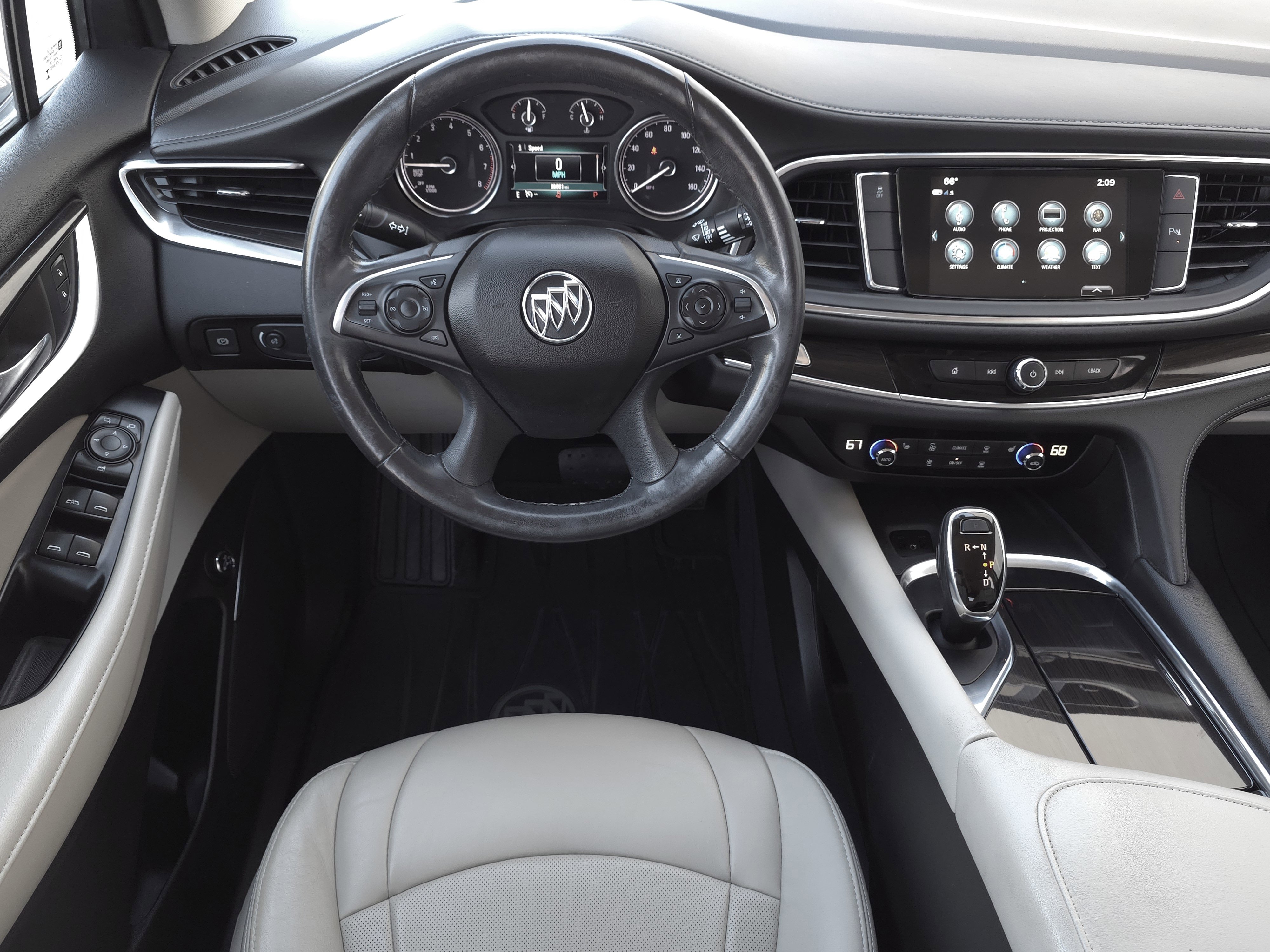 Used 2019 Buick Enclave Essence image 12