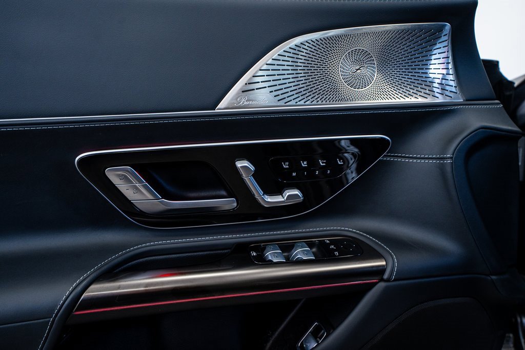 Used 2023 Mercedes-Benz SL 55 AMG 4MATIC image 36