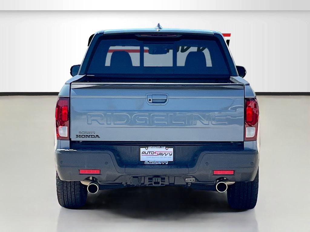 Used 2025 Honda Ridgeline Black Edition image 6