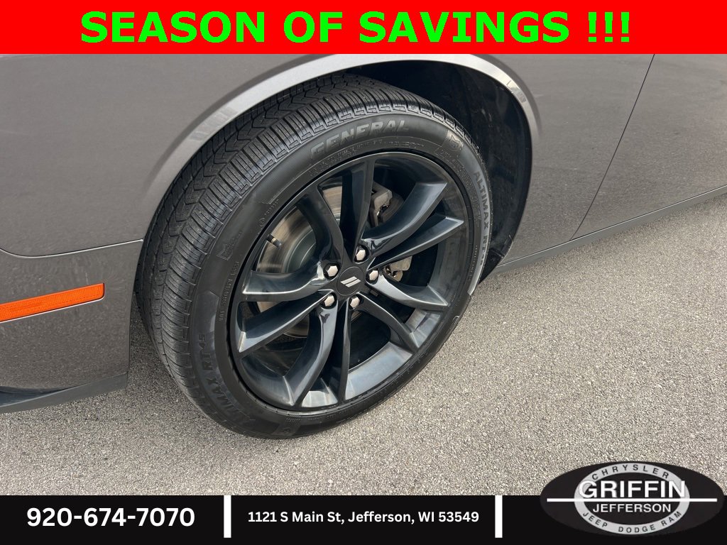 Used 2018 Dodge Challenger SXT Plus image 14