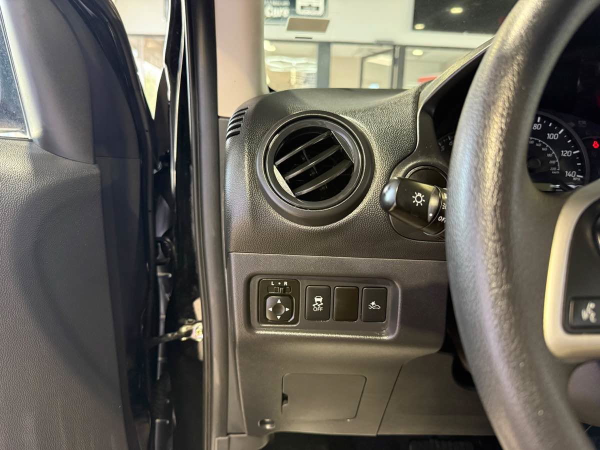 Used 2024 Mitsubishi Mirage ES FWD image 18