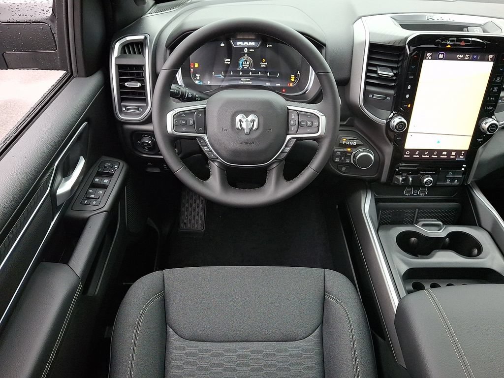 New 2027 RAM 1500 4x4 Crew Cab image 7