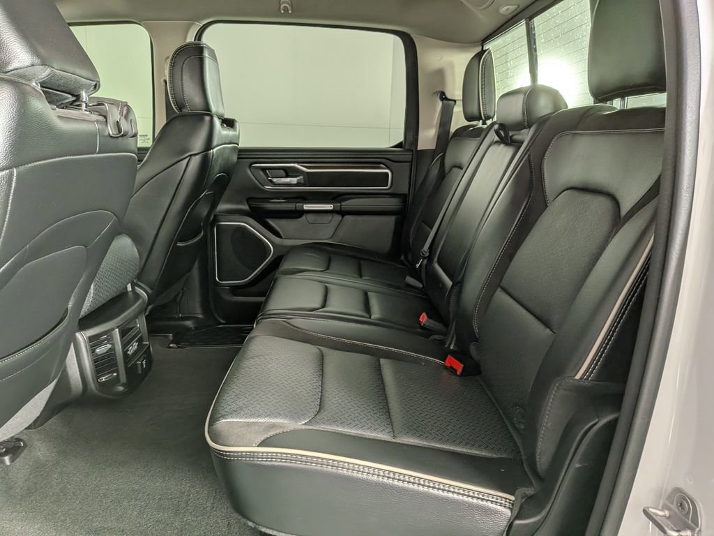 Used 2022 RAM 1500 Laramie AWD/4WD image 30