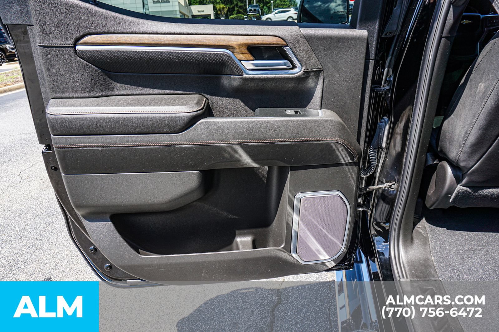 Used 2023 Chevrolet Silverado 1500 High Country w/ High Country Premium Package AWD/4WD image 58
