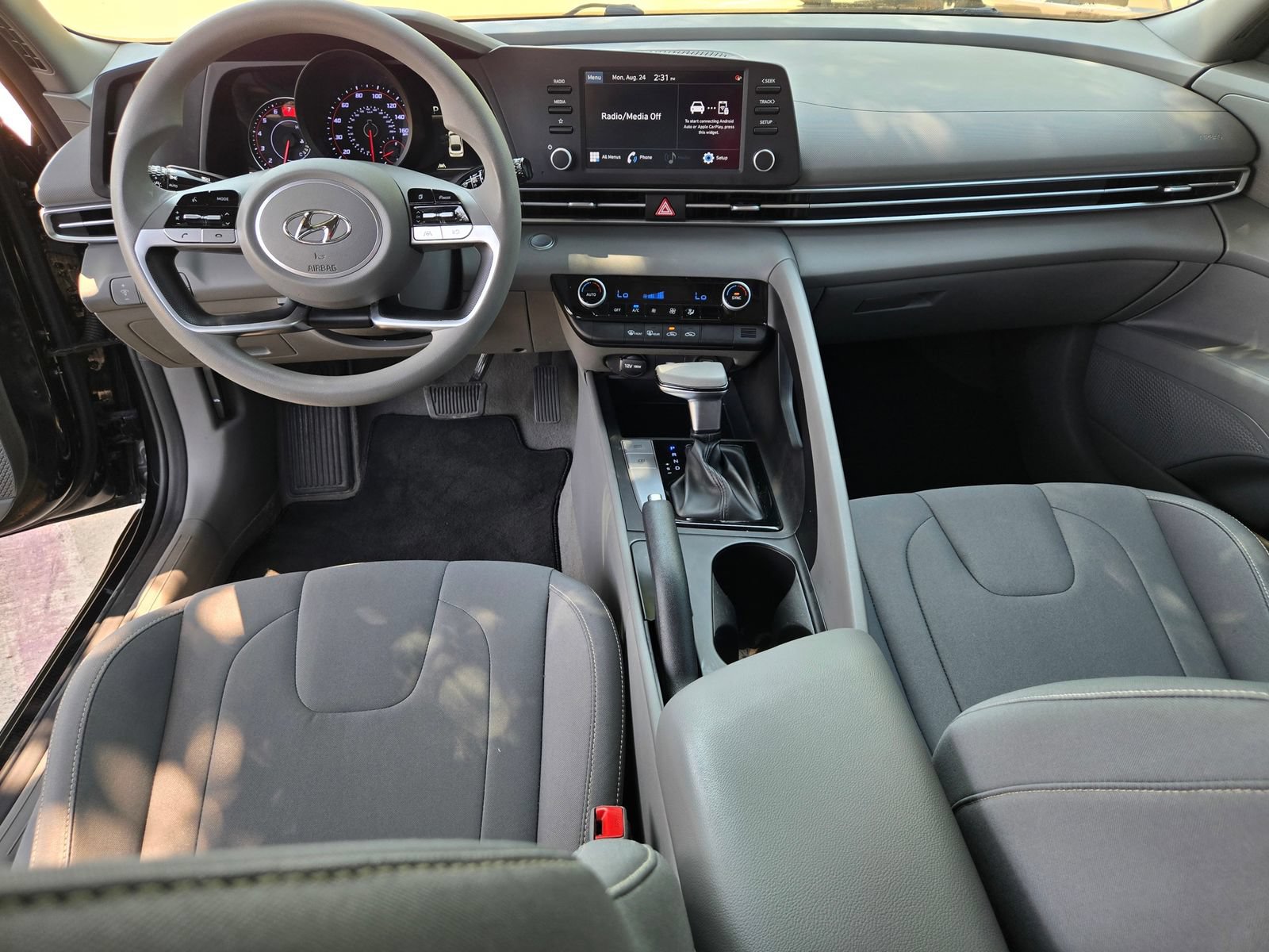 Used 2021 Hyundai Elantra SEL FWD image 8