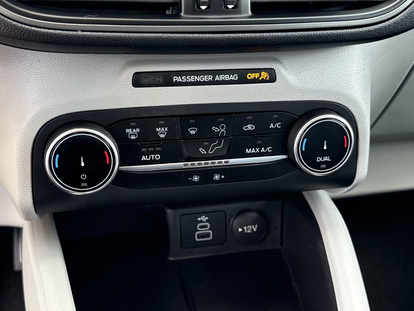 Certified 2026 Ford Escape Active AWD/4WD image 24