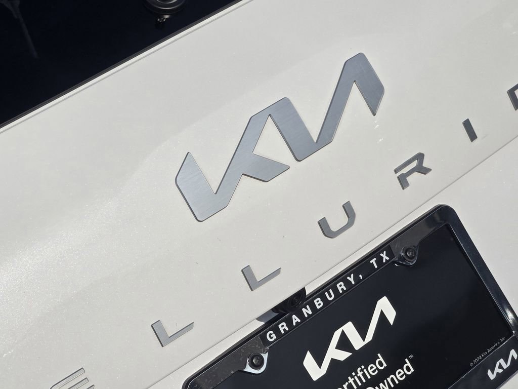 Used 2024 Kia Telluride SX Prestige image 8