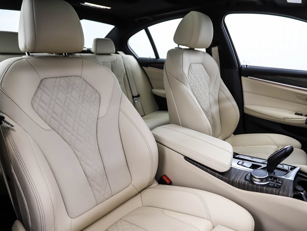 Certified 2023 BMW 530i xDrive AWD/4WD image 31