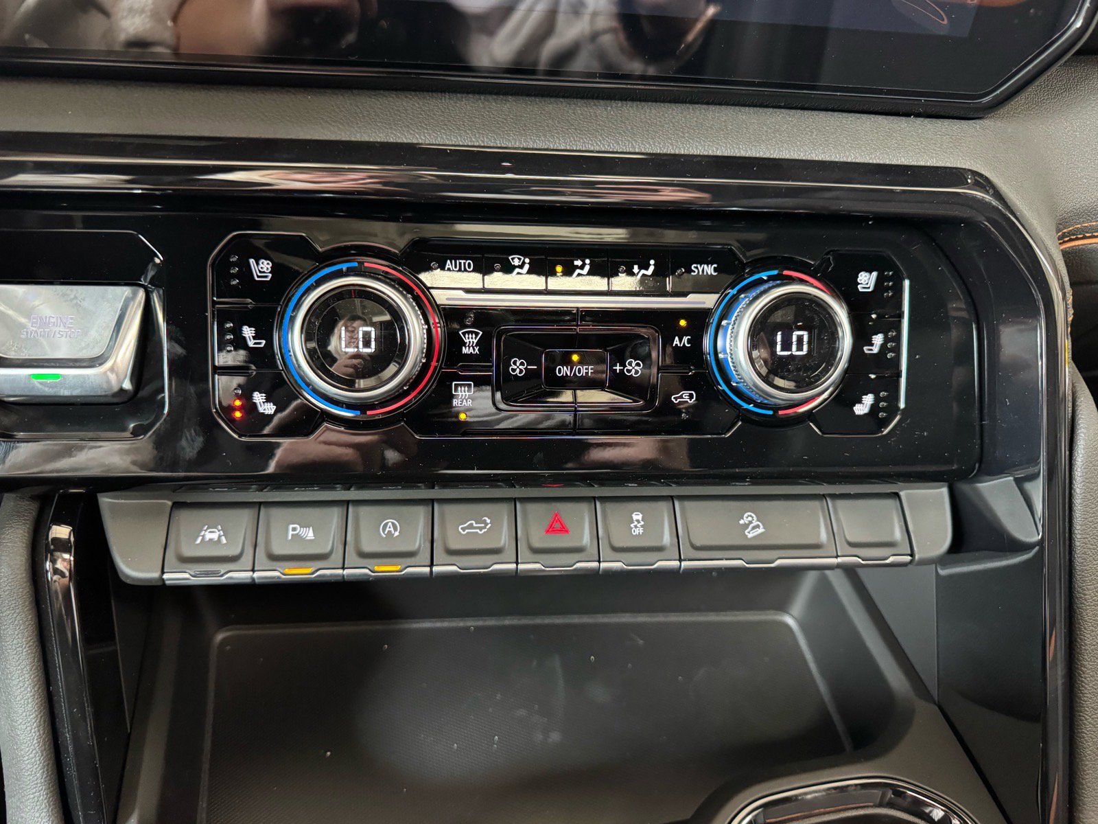 New 2026 GMC Sierra 1500 AT4 image 24