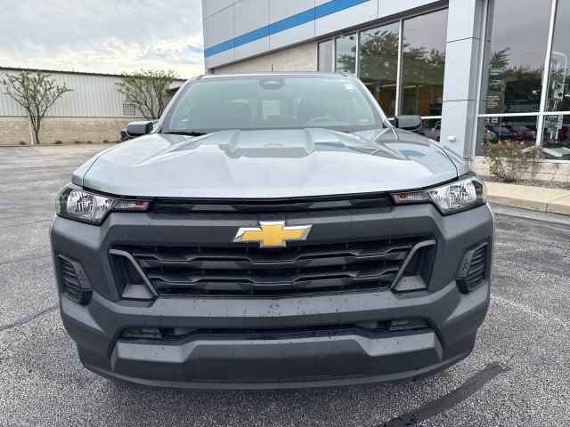 Used 2023 Chevrolet Colorado W/T w/ LPO, Pro Essentials Package RWD image 9