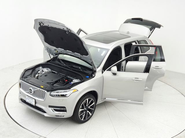 New 2025 Volvo XC90 B6 Plus w/ Protection Package Premier image 15