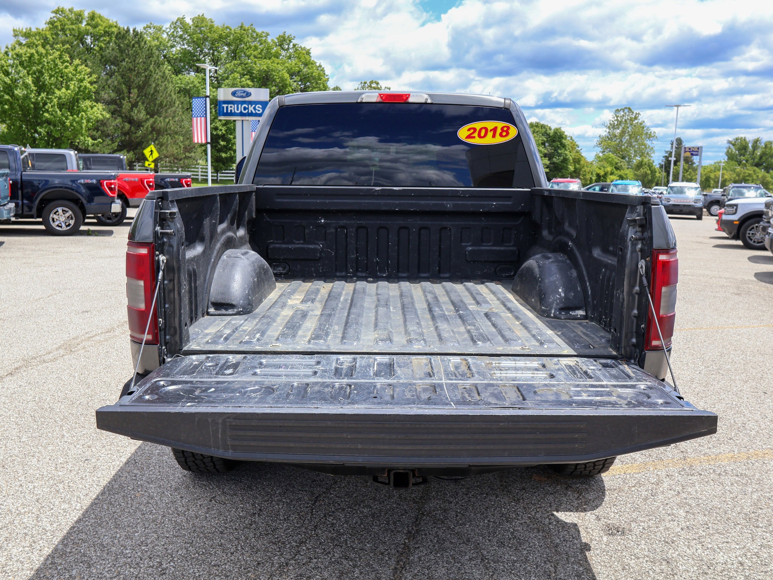 Used 2018 Ford F150 XLT AWD/4WD image 5