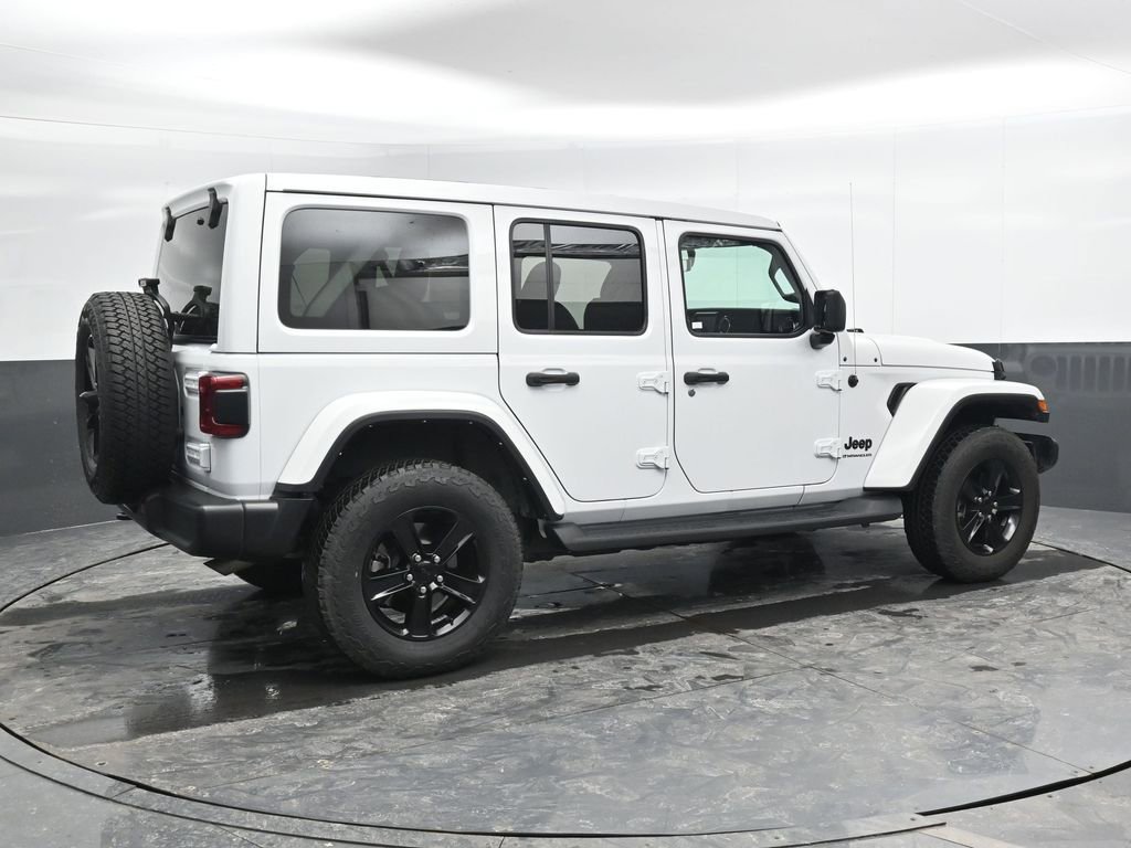 Used 2023 Jeep Wrangler Altitude image 3